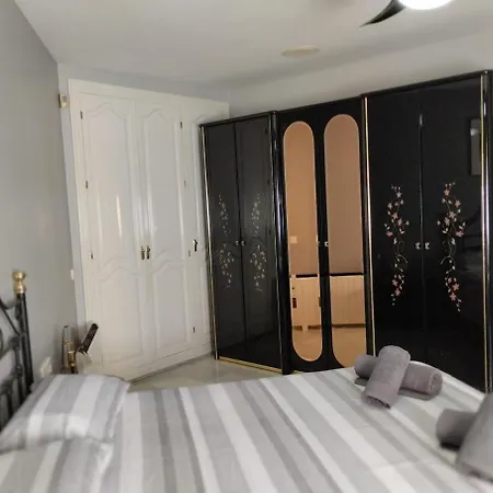 Casa Con Terraza Privada * 内尔哈