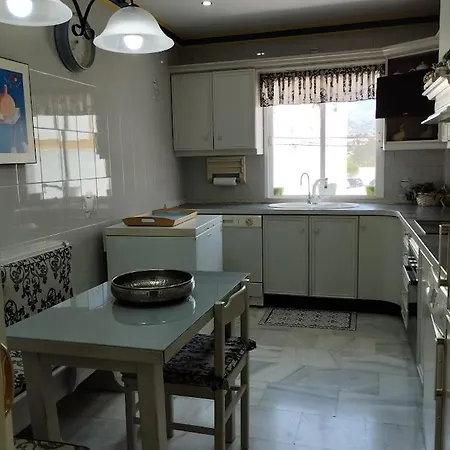 Casa Con Terraza Privada 内尔哈
